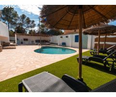 Descubre tu nuevo hogar: villa reformada de 4 dormitorios en Jávea