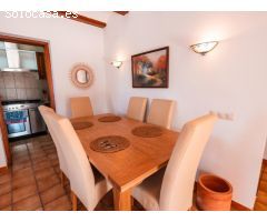 Descubre tu nuevo hogar: villa reformada de 4 dormitorios en Jávea