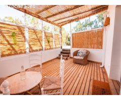 Descubre tu nuevo hogar: villa reformada de 4 dormitorios en Jávea