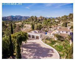 Exclusiva Finca Rústica con Impresionantes Vistas Abiertas, Jesus Pobre