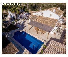 Exclusiva Finca Rústica con Impresionantes Vistas Abiertas, Jesus Pobre
