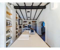 Exclusiva Finca Rústica con Impresionantes Vistas Abiertas, Jesus Pobre