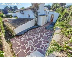 Oportunidad Única: Villa en Urbanización de Lujo