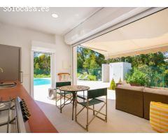 VILLA con piscina a lado del club de golf de Altea