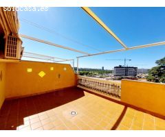 Precioso Atico con espectaculares vistas, con amplia terraza.