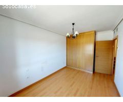 Precioso Atico con espectaculares vistas, con amplia terraza.