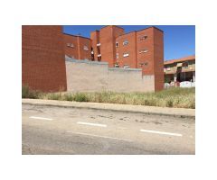 Amplio local Junto a Plaza de España