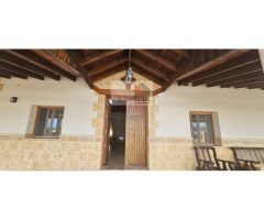 FANTASTICO CHALET EN LA LOCALIDAD DE CANALS