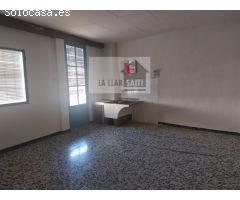 CASA EN LA PLAZA LA BASSA
