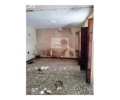 CASA EN LÉNOVA
