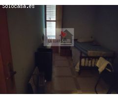 CASA EN PLAZA LA BASSA