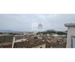 CASA PARA REFORMAR EN EL CENTRO DE XATIVA