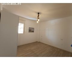BONITO PISO DE 2 DORMITORIOS PISCINA TERRAZA Y GARAJE EN FUENGIROLA