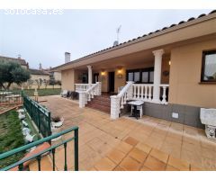 Casa en venta en Puente-Arenas