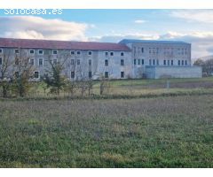 Nave Industrial con vivienda a la venta en Horna - Villarcayo