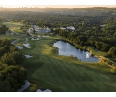 Apartamentos de lujo en campo de golf inigualable