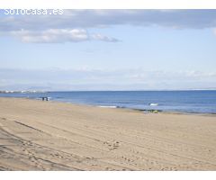 ¡Apartamentos nuevos a tan sólo 4min a pie de la playa!