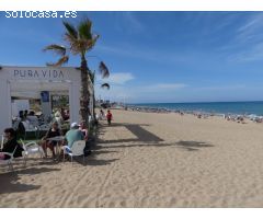 ¡Apartamentos nuevos a tan sólo 4min a pie de la playa!