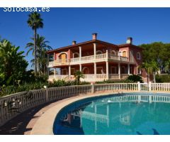 Villa de súper lujo en el residencial exclusivo en Elche