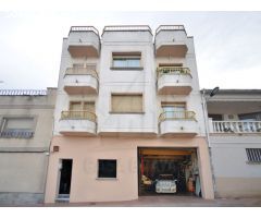 UNA OPORTUNIDAD ÚNICA PARA INVERSORES. UNA VIVIENDA DE TRES NIVELES.