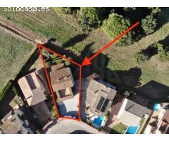 Encantadora Vivienda Unifamiliar con Ático en Zona Tranquila