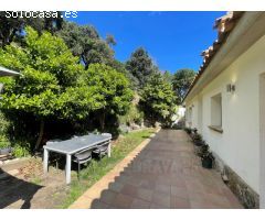 Casa preciosa en una zona verde y tranquila
