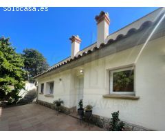 Casa preciosa en una zona verde y tranquila