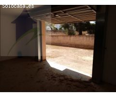 Chalet Adosado con Garaje Cerrado