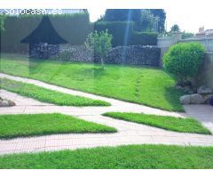 Chalet individual con piscina privada