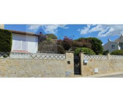 Chalet individual con piscina privada