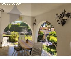 Chalet individual con piscina privada