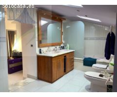 Chalet individual con piscina privada