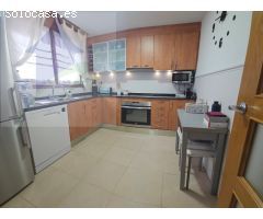 Precioso adosado con jardín privado y piscina en Costa ZEFIR