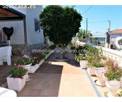BONITA CASA DE UNA PLANTA CON GARAJE