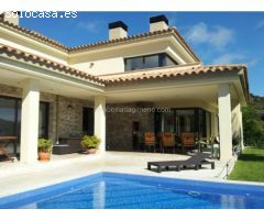 FANTASTICA CASA CON LICENCIA TURISTICA Y CON PISCINA