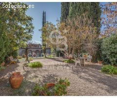 Planta baja histórica con jardín en Terrassa