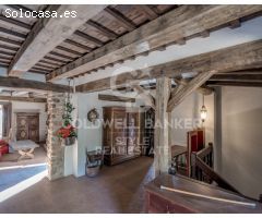 Histórica masia restaurada