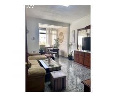 Piso grande, en muy buen estado, 4 habitaciones, 2 baños, 2 balcones integrados