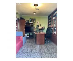 Piso grande, en muy buen estado, 4 habitaciones, 2 baños, 2 balcones integrados