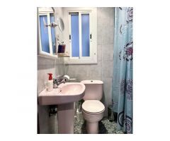 Piso grande, en muy buen estado, 4 habitaciones, 2 baños, 2 balcones integrados