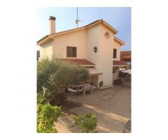 CHALET INDEPENDIENTE DE 3 PLANTAS CON PARCELA DE 958M2