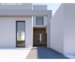 VILLA EN VENTA EN BENIDORM FINESTRAT CON SOTANO Y SOLARIUM