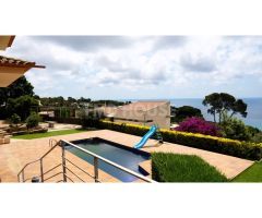 Vivienda de alto standing con espectaculares vistas al mar
