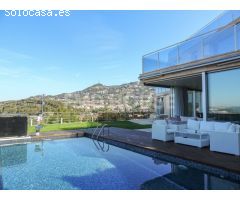 Casa de lujo, con vistas al mar