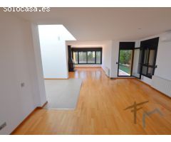 CASA JUNTO AL CAMPO DE GOLF