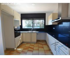 CASA JUNTO AL CAMPO DE GOLF