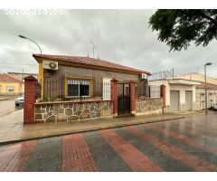 PLANTA BAJA EN LOS DOLORES