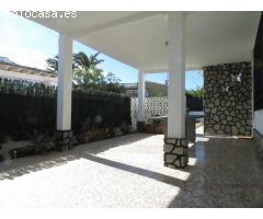 MAGNÍFICO CHALET EN EL CARMOLI