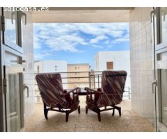 APARTAMENTO CON VISTAS AL MAR