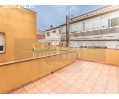 Dúplex en Venta en Can Anglada, Terrassa - Con Amplia Terraza y Mucha Luz